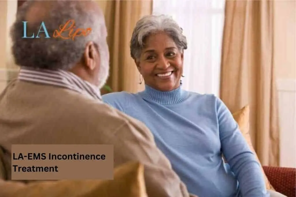 Couple sat smiling at each other - LA-EMS treatment Greater London (Hounslow)